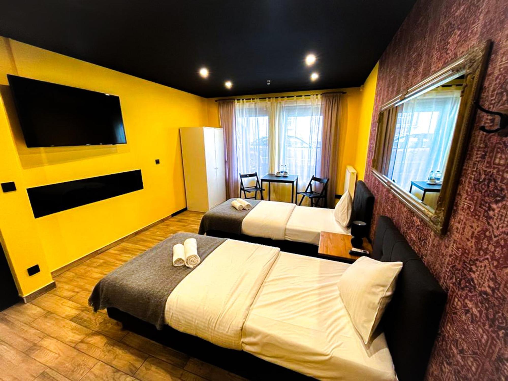 Racibórz Kaktus Chill & Sleeping - 50 M Od Rynkuアパートホテル エクステリア 写真